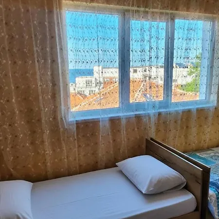 Petrovi سوزوبول