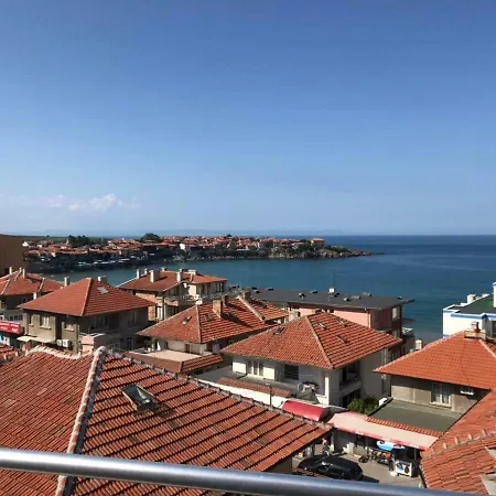 بيت ضيافة Petrovi