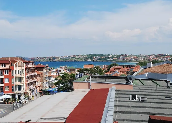 Petrovi Guest house 3*